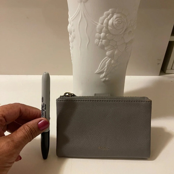 Fossil beautiful medium size double fold zipper closure wallet gray leather - Picture 5 of 16